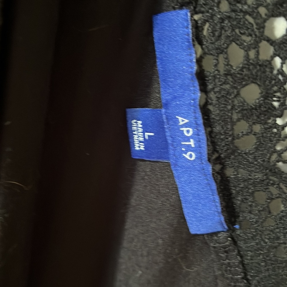 Black sweater, short sleeves. Beautiful see second photo, size large by Apt 9 - Picture 3 of 3